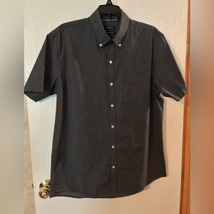 Van Heusen Classic Fit men’s shirt